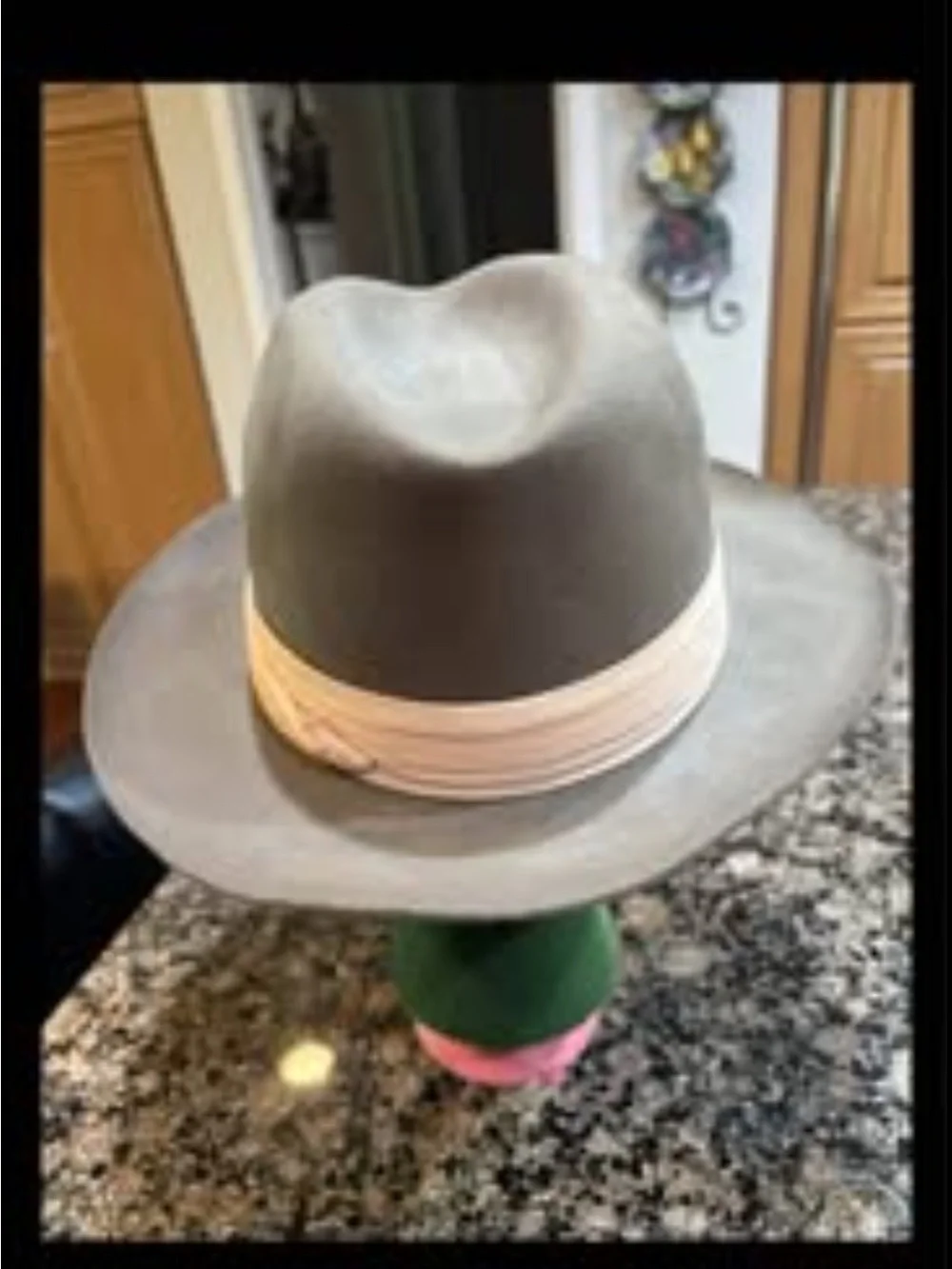 Dorfman Pacific  Women’s 100% Wool Fedora Hat Size Large.  Look At All Pictures.